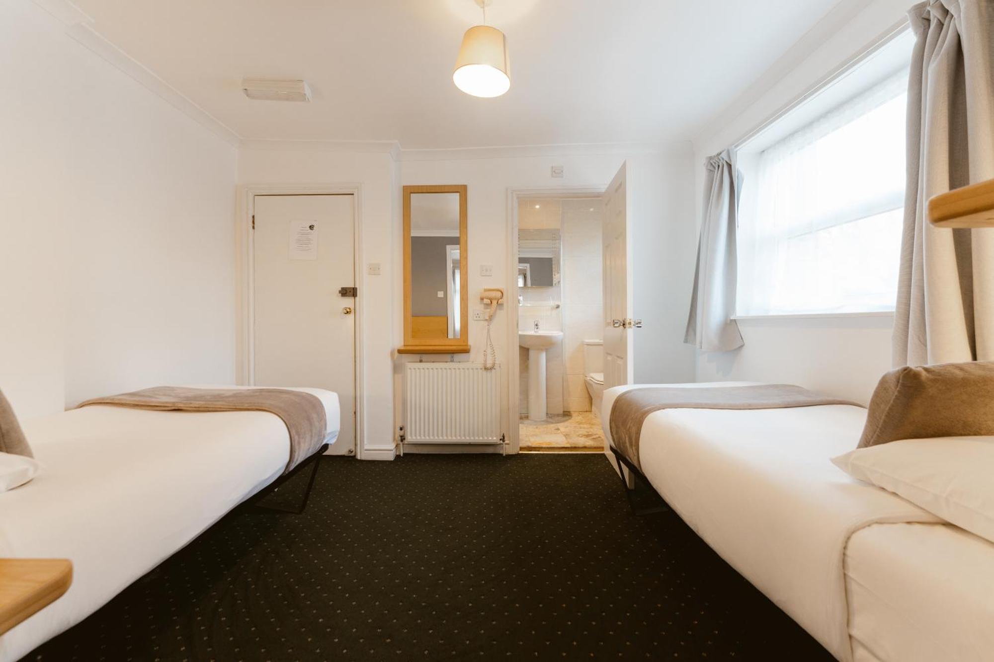Star Hotel Лондон Экстерьер фото