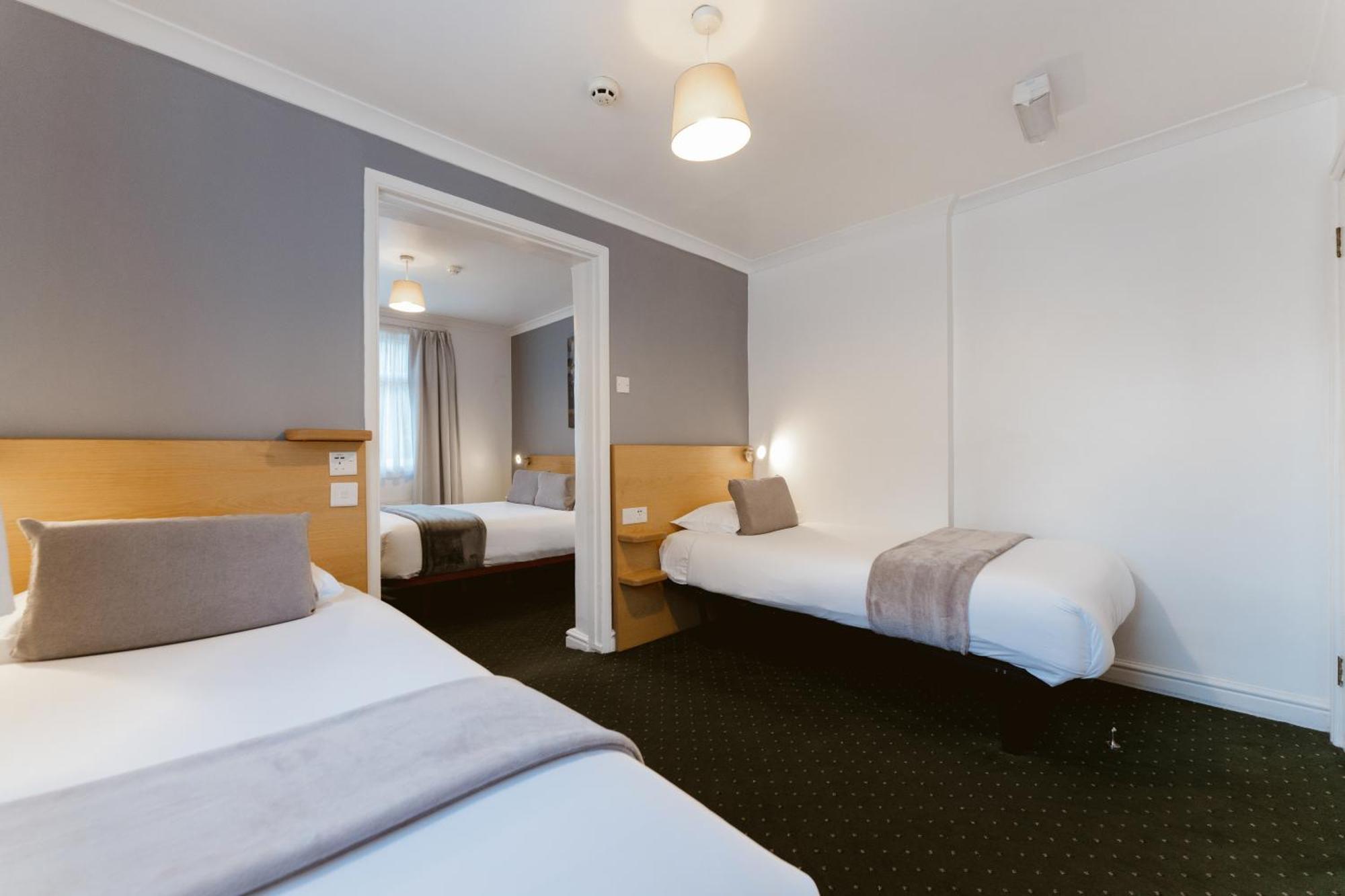 Star Hotel Лондон Экстерьер фото