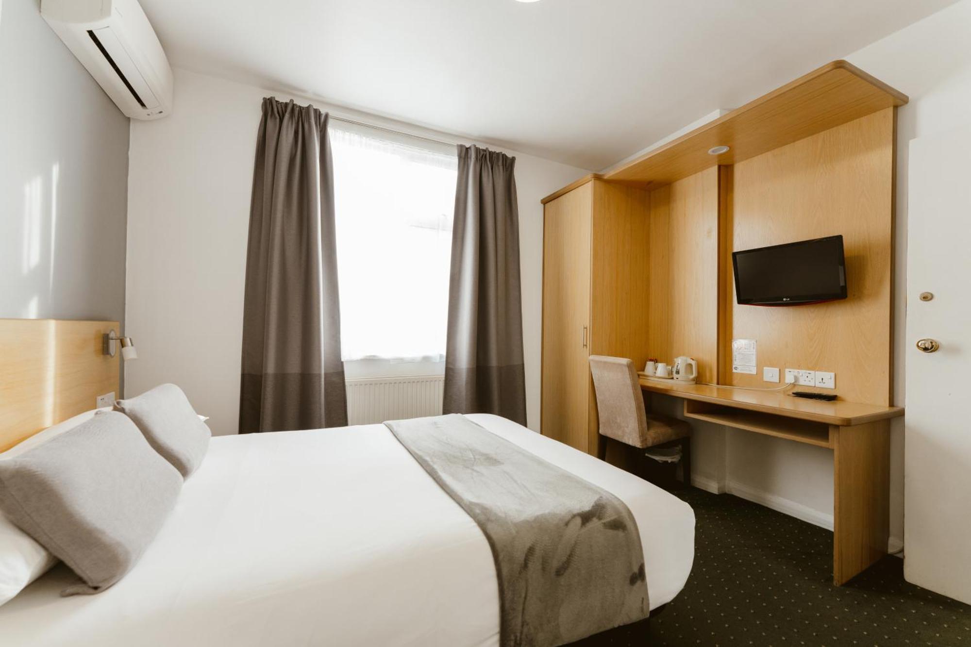 Star Hotel Лондон Экстерьер фото